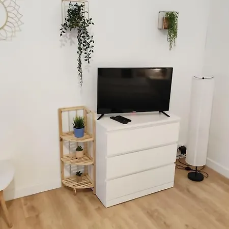 Grand Proche Gare דירה